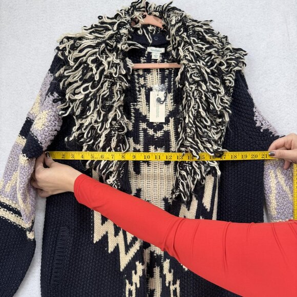 Sundance Cardigan Sweater Womens Small Navy Cream Aztec Shag Collar Knit Long - Picture 7 of 9